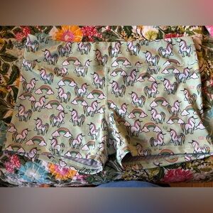 💚 IAB  I am Becoming brand xxl size 14 workout shorts